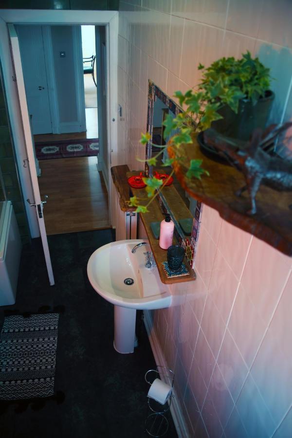 Grand Top Floor Apartment In The Royal Bank House Maybole Eksteriør billede